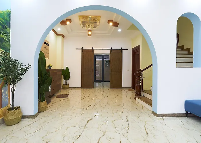 La Lumiere Harbor House 2* Hạ Long