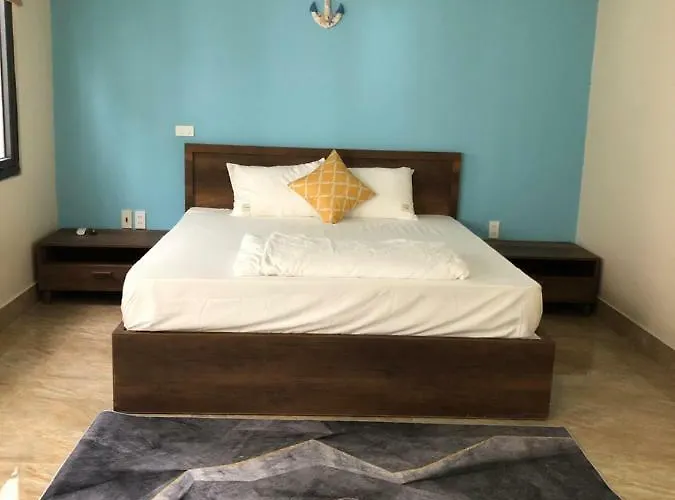 Gasthof La Lumiere Harbor House Hạ Long